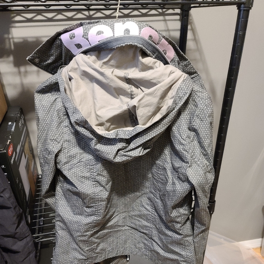Ladies Bench Jacket - Picture 2 of 2